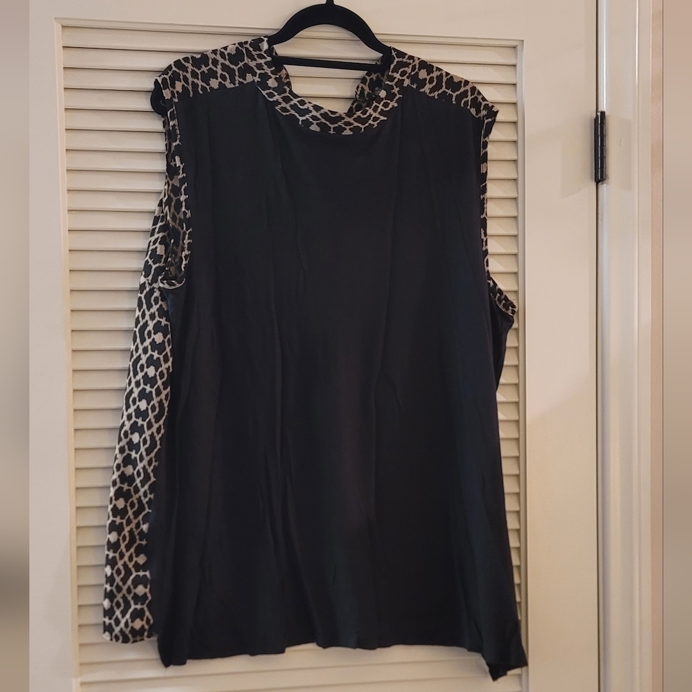 Avenue - (Plus-Size) Animal Print Lightweight Sleeveless Top With Front Buttons - Picture 2 of 3